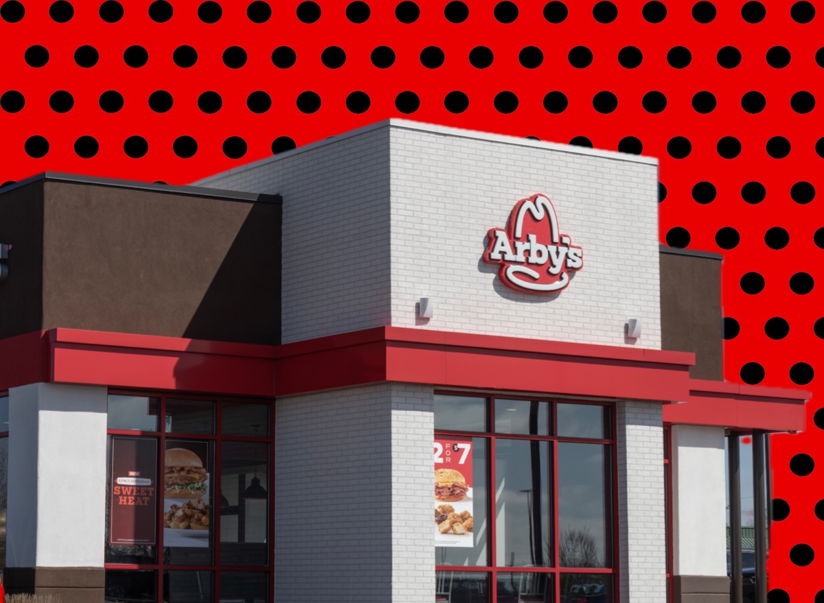 Arby’s, black, red, polka dots,