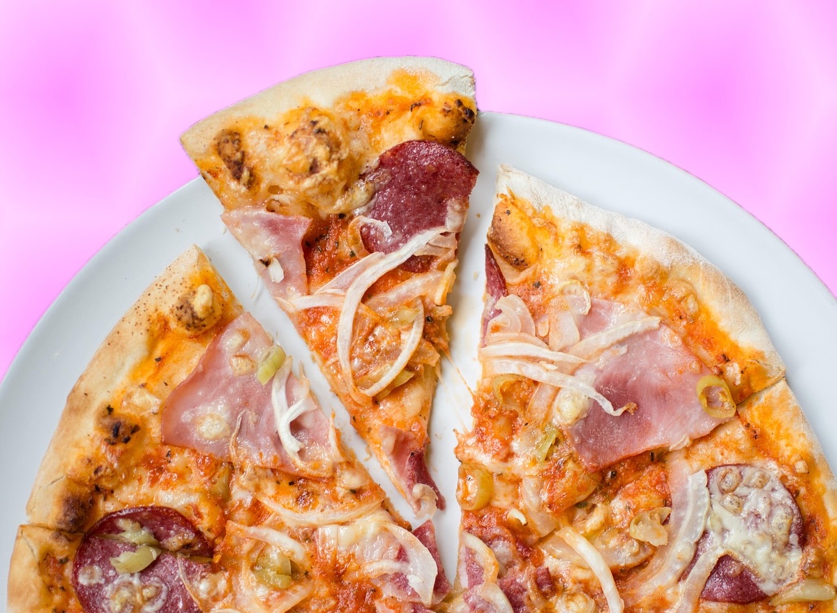 Pink, pizza
