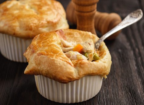 6 Chains With the Best Pot Pie, Say Chefs