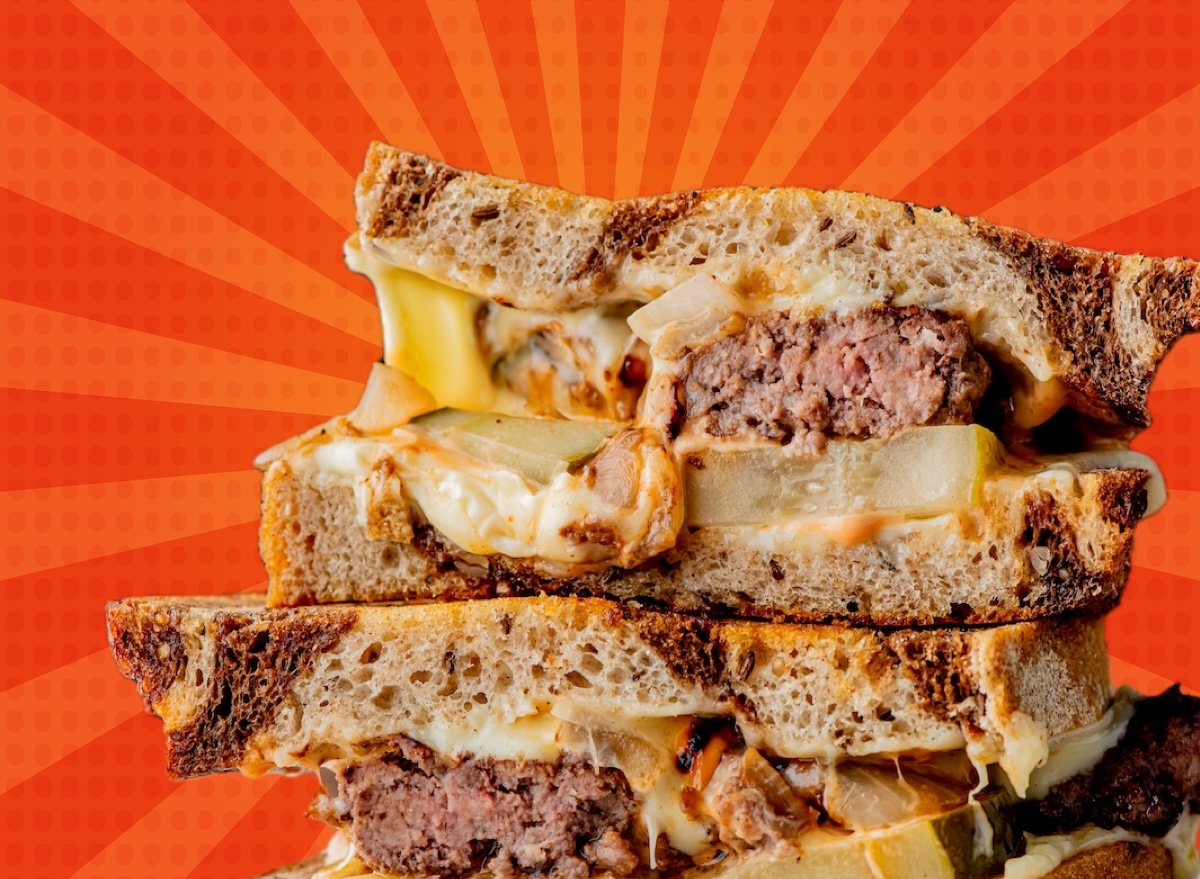 5 Restaurant Chains With the Best Patty Melts, According to Chefs