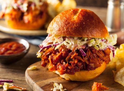 4 Restaurant Chains With the Best Pulled Pork