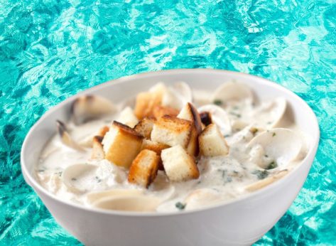 7 Chains Serving Authentic Clam Chowder