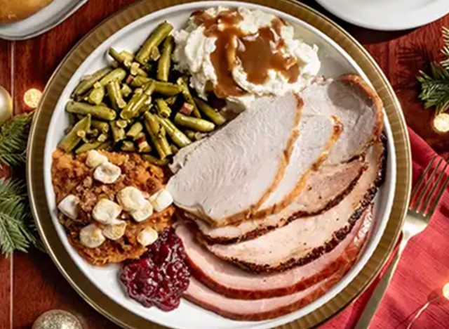 Golden Corral Holiday Buffet 