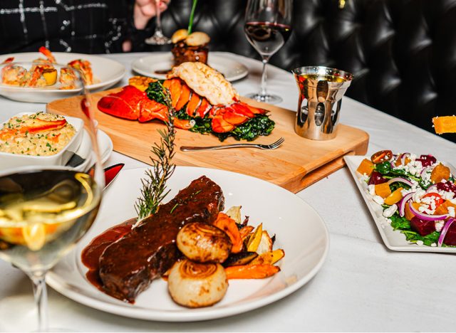 Sullivan's Steakhouse Christmas Dinner 