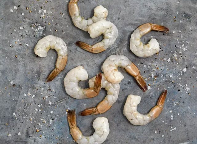 Wild Fork Raw, Peeled and Deveined Large Shrimp, tail-on