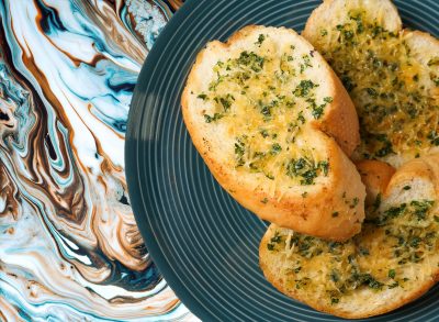 5 Best Frozen Garlic Breads on Shelves, According to Shoppers