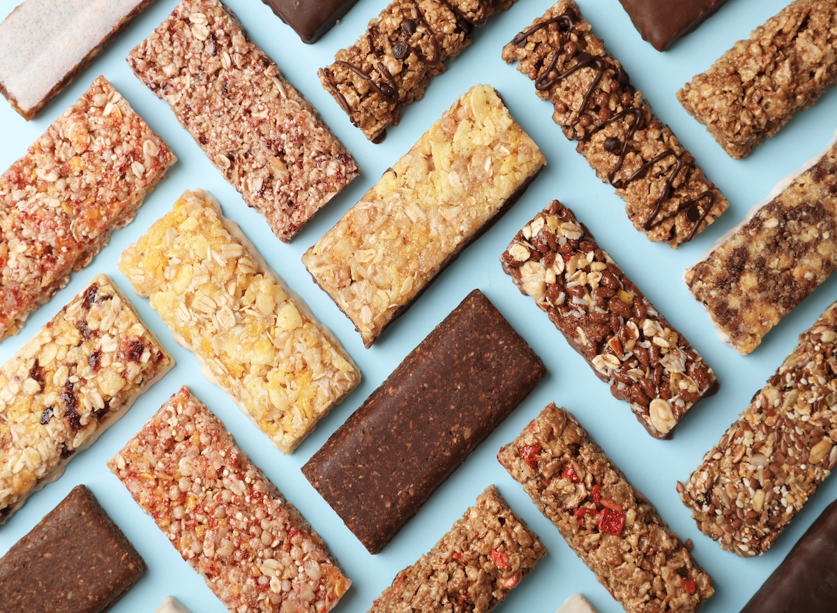 Flat,Lay,Composition,With,Protein,Bars,On,Color,Background