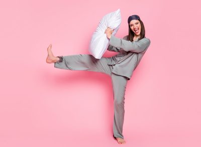 5 Bed Exercises That Flatten Lower Belly Pooch While You Wake Up After 60