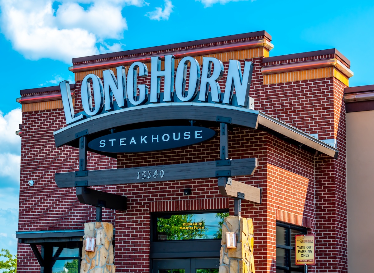 7 LongHorn Steakhouse Cuts Fans Say Are the Best on the Menu