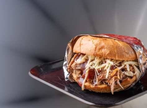 5 Chains With the Best Pulled Pork Sandies 