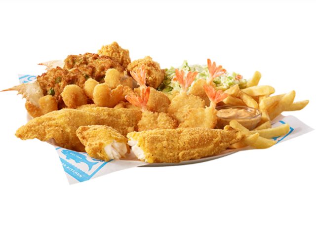 Captain D's Seafood Platter with Catfish 