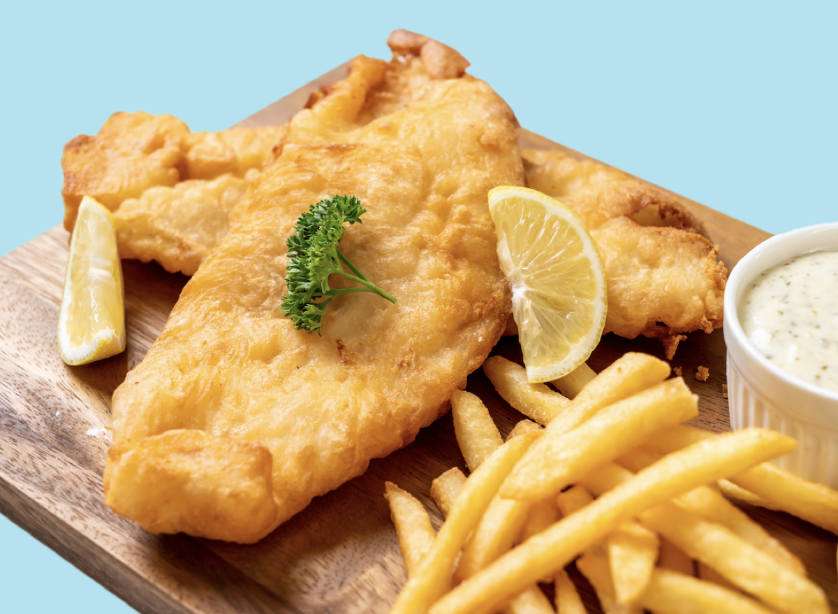 5 Seafood Chain Restaurants Famous for Platter-Size Fried Fish