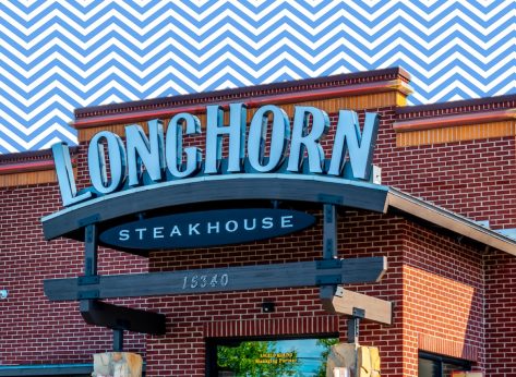 6 Best LongHorn Orders, According to Chefs