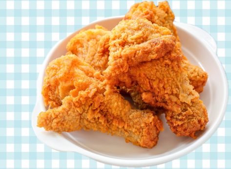5 Chains Known for Fried Chicken in Buckets