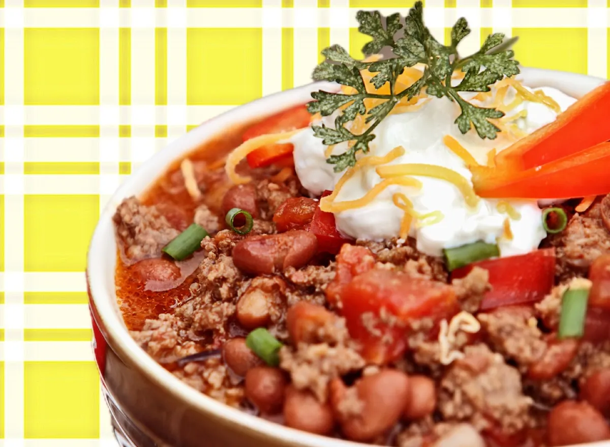 7 Chain Restaurants Still Simmering Their Chili From Scratch