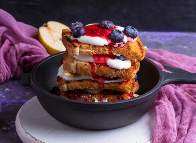 5 Chain Restaurants With the Best Stuffed French Toast, According to Chefs