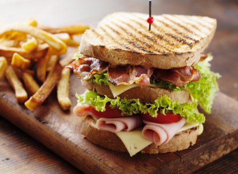 5 Chains Famous for Club Sandwiches