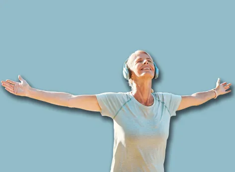 5 Standing Moves to Flatten Lower Belly After 55