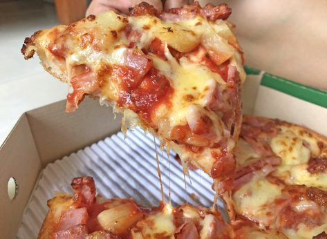 7 Best Hawaiian Pizzas at Chains
