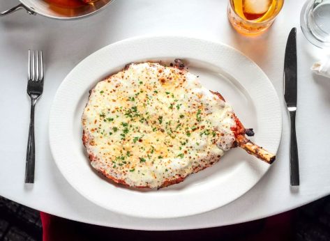 5 Chains With the Best Veal Parmesan