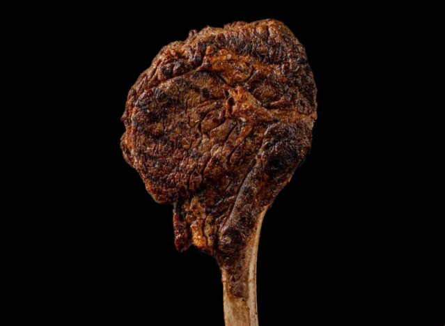 7 Chain Restaurants With Steaks Big Enough to Share