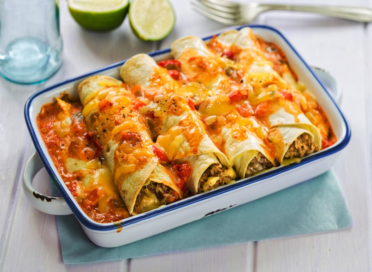 Beef,Enchiladas,With,Tomato,Sauce,And,Cheese