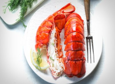 6 Chain Restaurants With the Biggest Lobster Tails