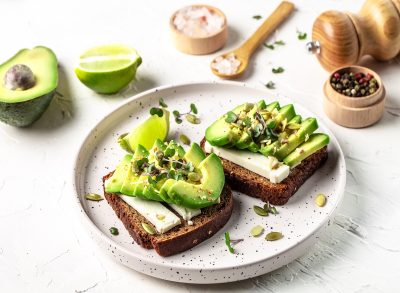 5 Chain Restaurants with the Best Avocado Toast, According to Chefs