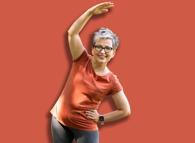 Fitness Exercises For Seniors. Sporty Mature People Training Together Outdoors, Group Of Happy Mature Men And Women Standing In A Row And Making Side Bend Workout, Enjoying Active Lifestyle