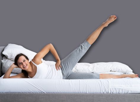 5 Bed Moves to Restore Leg Muscle After 65