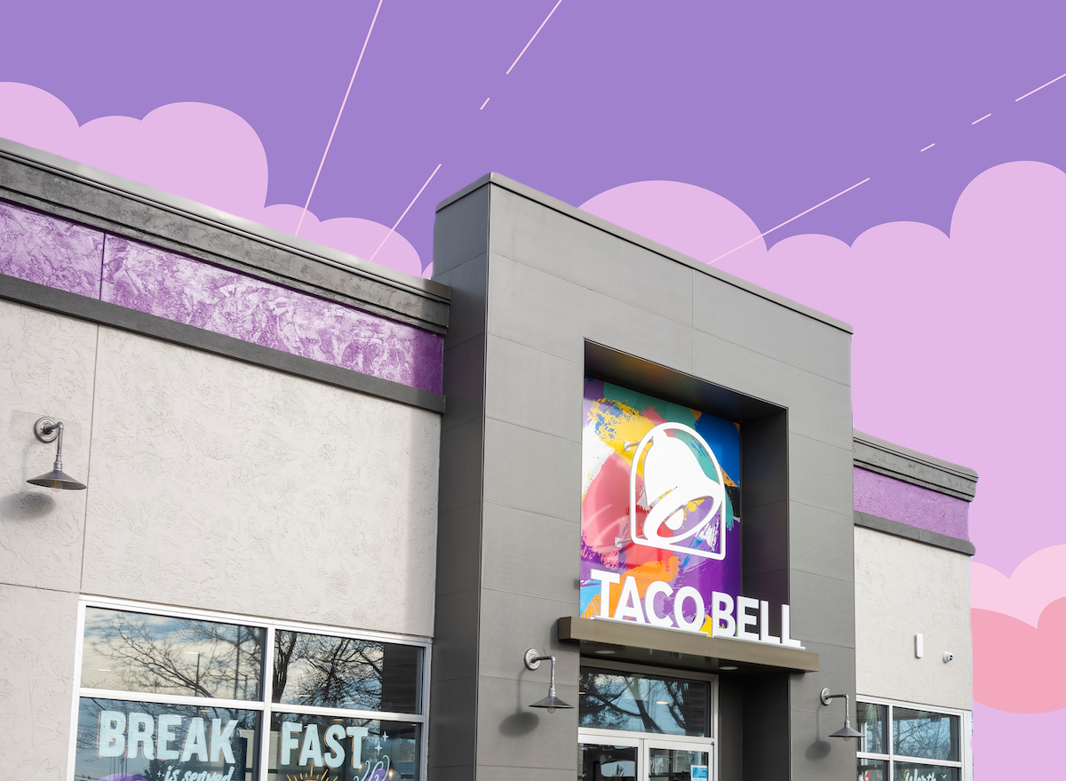 Taco Bell store front