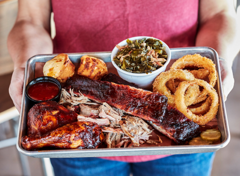 5 Chains With the Best Backyard BBQ Platters