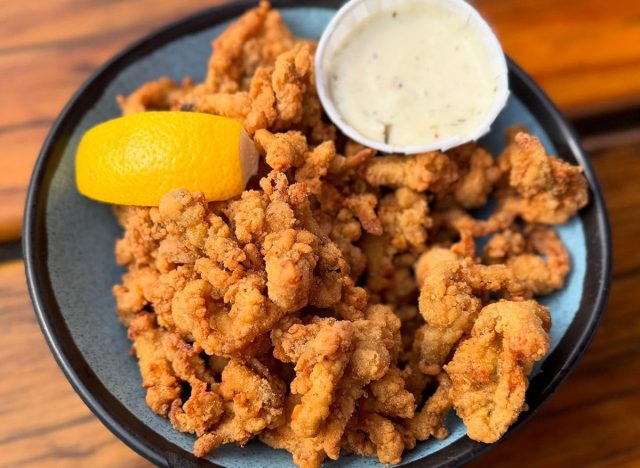 Mac's Seafood Fried Clams
