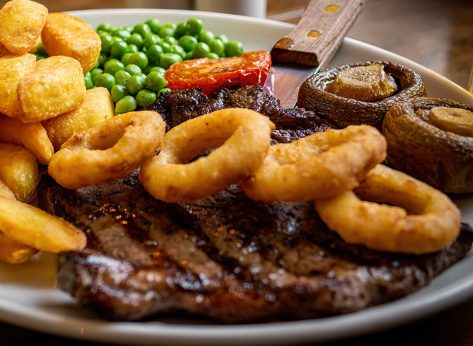 5 Steakhouses With the Best T-Bone Steak