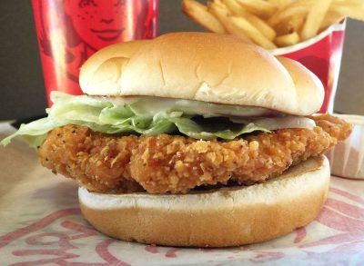 5 Burger Chains With the Best Chicken Sandwiches, According to Chefs