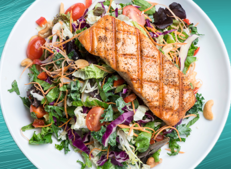 7 Chains With the Best Blackened Salmon