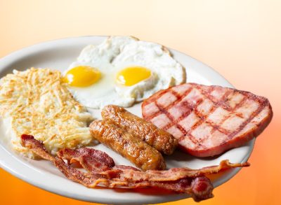 5 Chain Restaurants Serving Massive Breakfast Platters Under $15