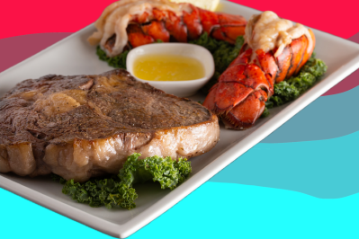 5 Chain Restaurants With the Best Surf and Turf Combos Under $25