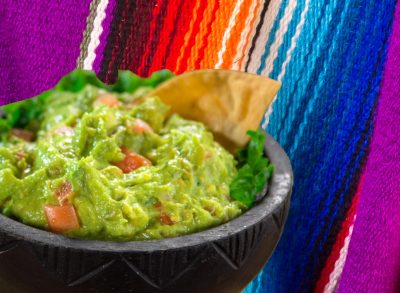 5 Chain Restaurants Where the Guacamole is Actually Made Tableside