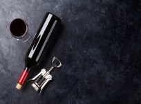 eatthis.com - Heather Newgen - 5 Chain Restaurants with the Best Wine List, According to Bartenders