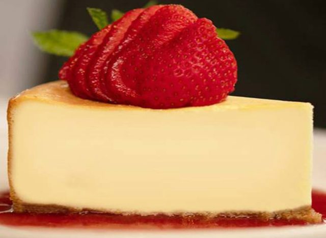 Fleming's Prime Steakhouse & Wine Bar Cheesecake 
