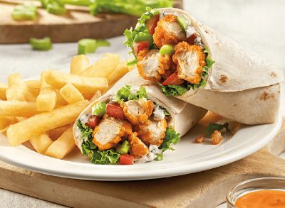 4 Chain Restaurants With the Best Buffalo Chicken Wraps, According to Chefs