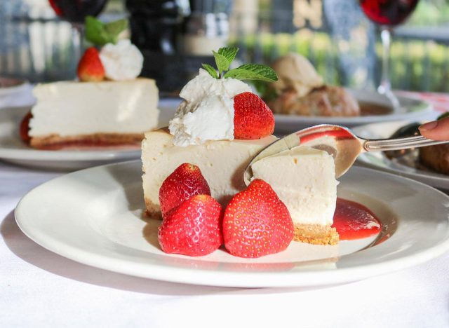 Maggiano's New York Style Cheesecake