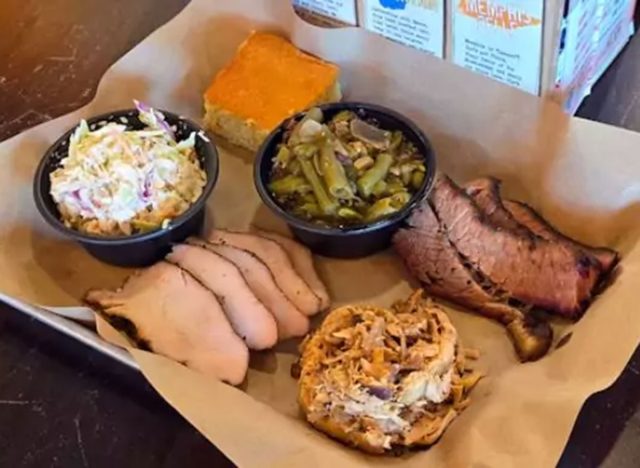 Mission BBQ 3 Meat Sampler 