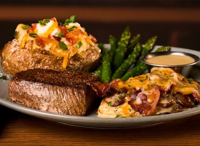 Outback Steakhouse Victoria's Filet Mignon