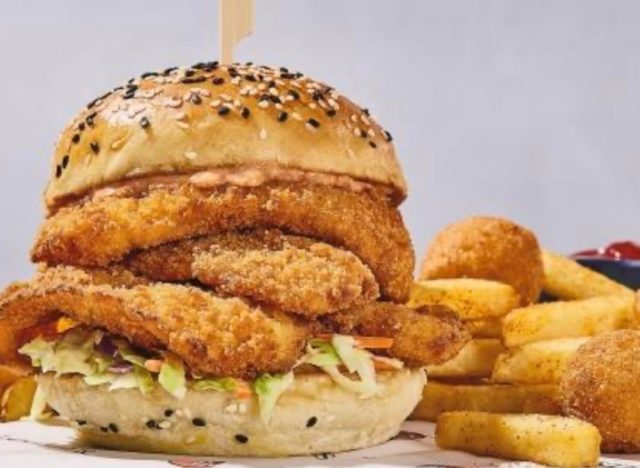Red Lobster Crunch-Fried Flounder Sandwich