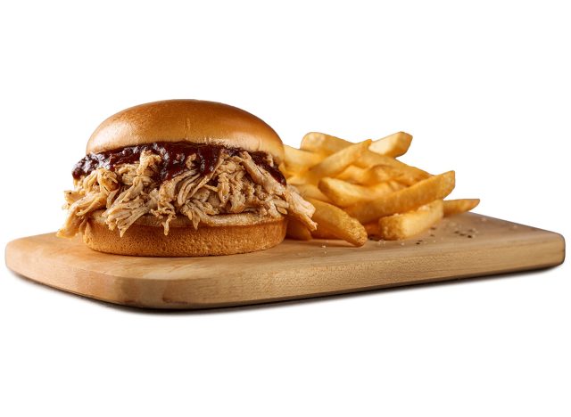 Smokey Bones – Pulled Pork Sammy