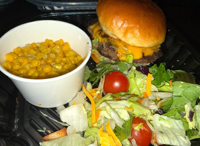 Texas Roadhouse Cheeseburger 