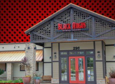 7 Steakhouses With the Best “Early Dine” Menus to Beat Rising Food Costs