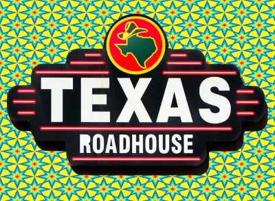 7 Texas Roadhouse Early Dine Meals That Cost Only $10